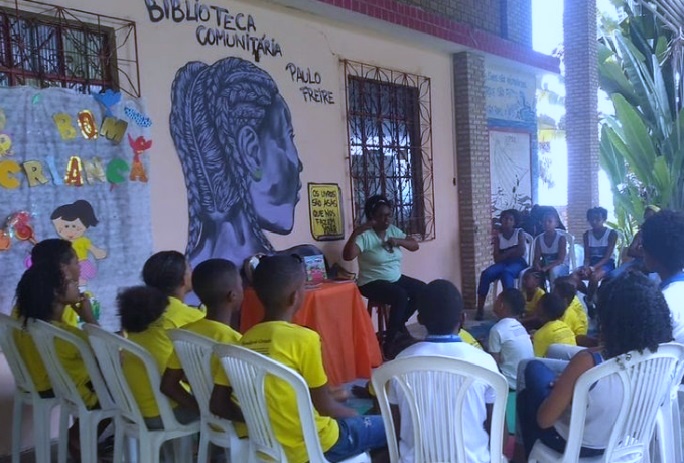 ‘Feiroteca’ e lançamento de livro infantil movimentam biblioteca comunitária na Suburbana
